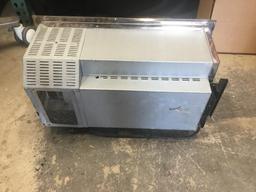 Rinnai Cook / Toaster Oven device