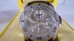 Invicta Watch #008 Lizard Band in Box with Book Looks New