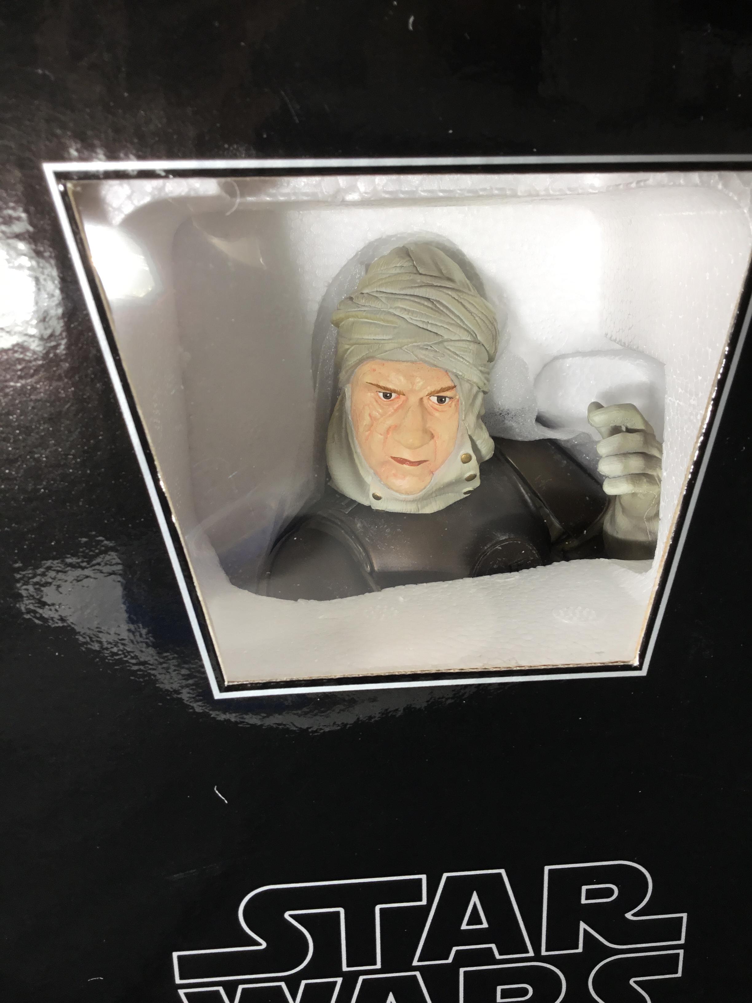 Dengar Collectible Mini Bust