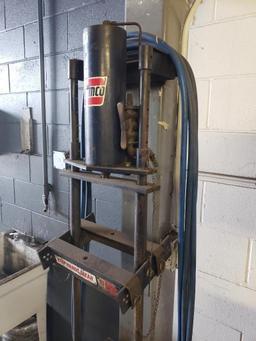 Wall Mounted Ammco Spring Compressor Shop Press Works