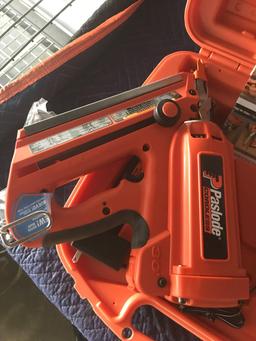 Paslode Cordless Framing Nailer with Nails And Fuel Cells