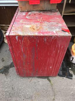 Metal Snap On Storage Two Door Cabinet with Contents Location: Rear Lot