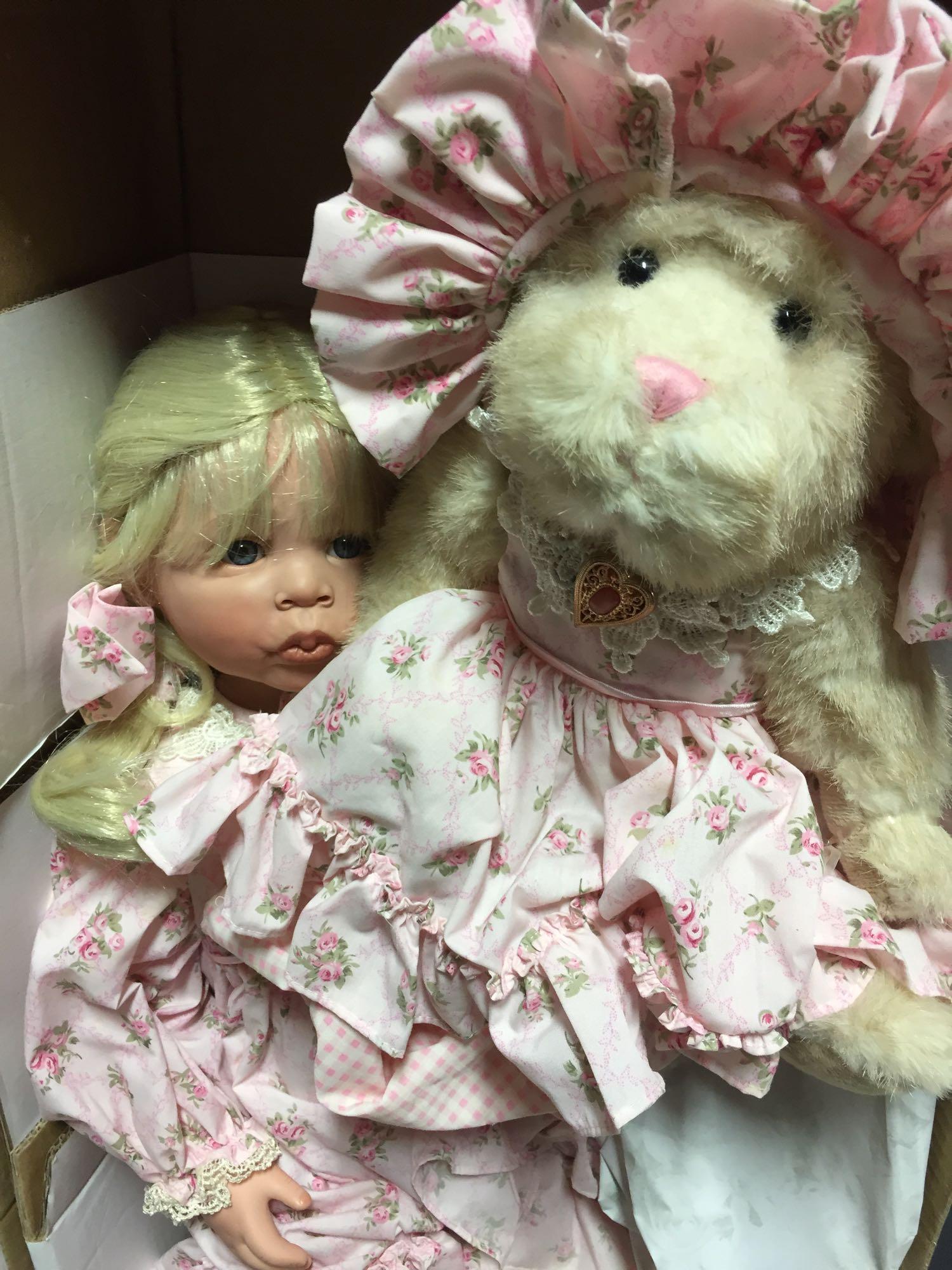 The Doll Maker and Friends- Lot of 2 Dolls
