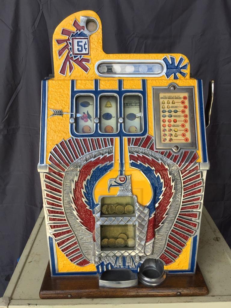 Mills Novelty Company 5 cent Slot Machine - Tested Working See Video