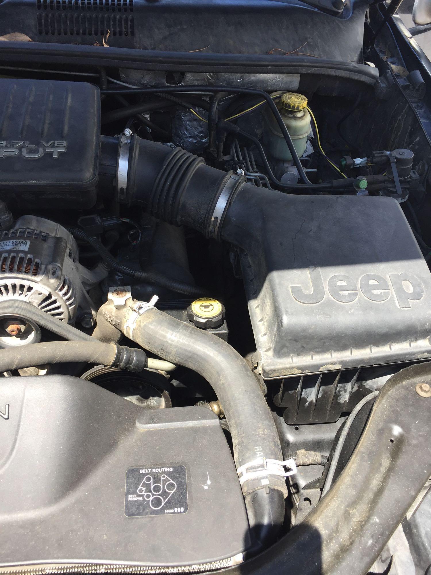 2002 Jeep Grand Cherokee Limited VIN 1J8GW58J52C257821 runs and starts.