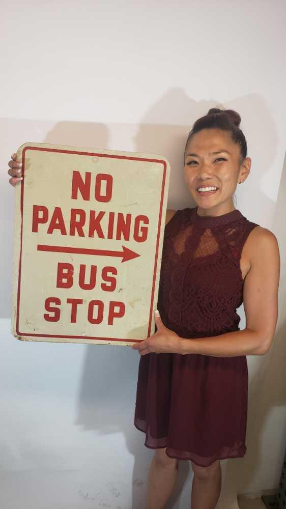 bus stop sign 20in