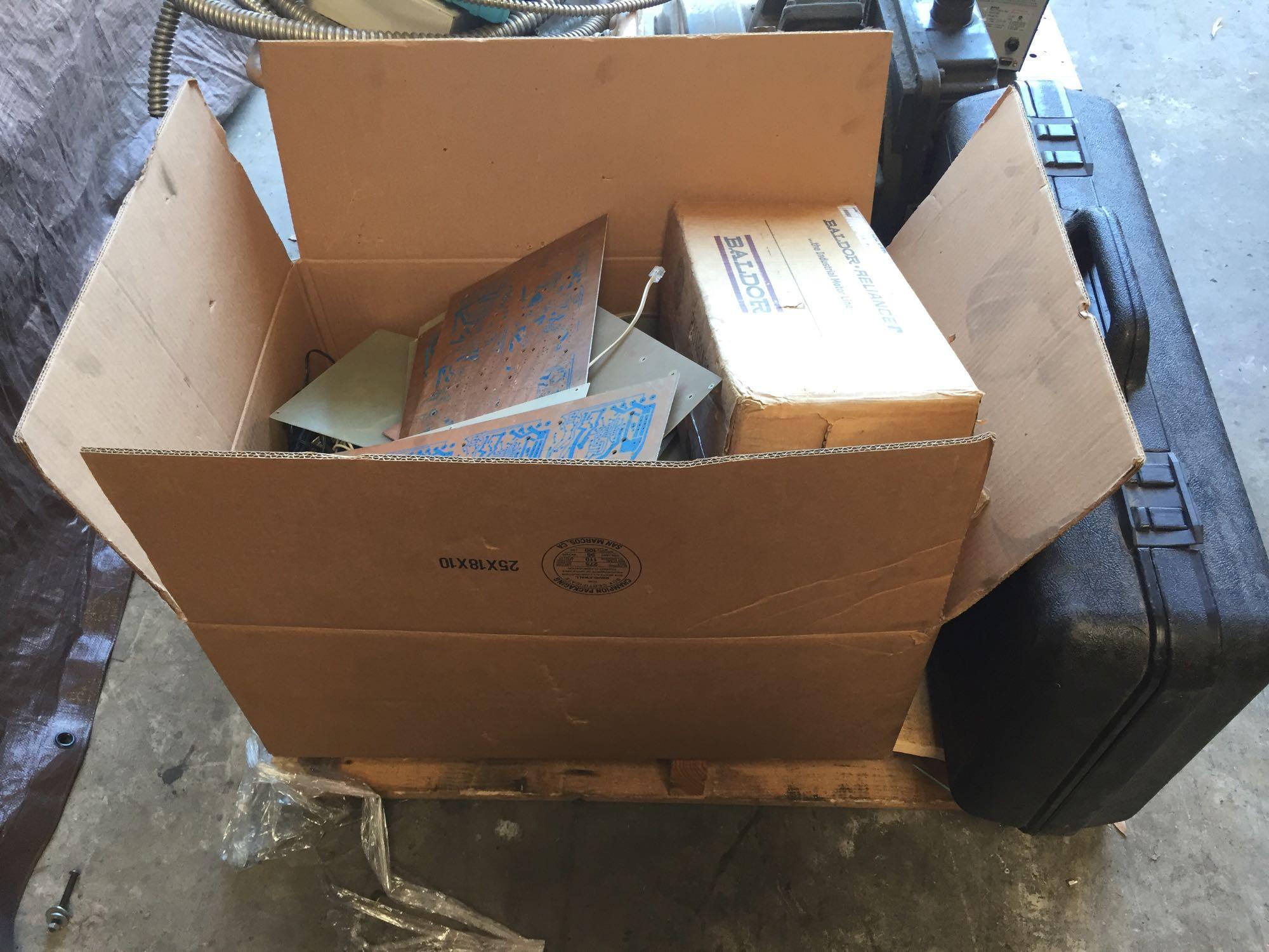 Pallet of Electonics, Computer Components, Welch Duo-Seal Vacuum Pump,