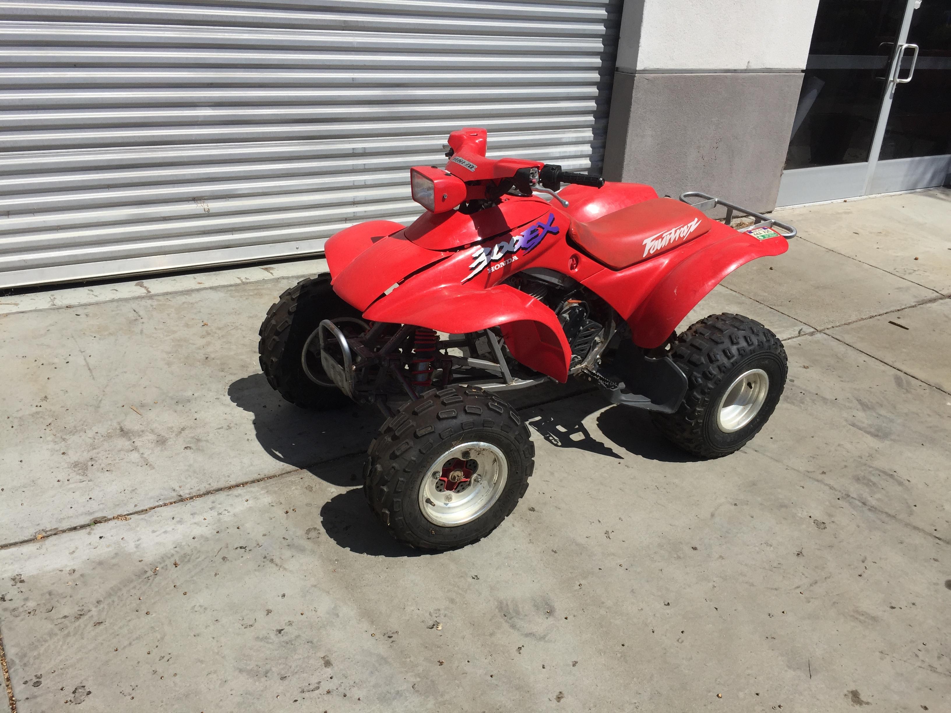 1995 Honda TRX300EX FourTrax ATV Motorcycle with Signed Title reg Good until 2020