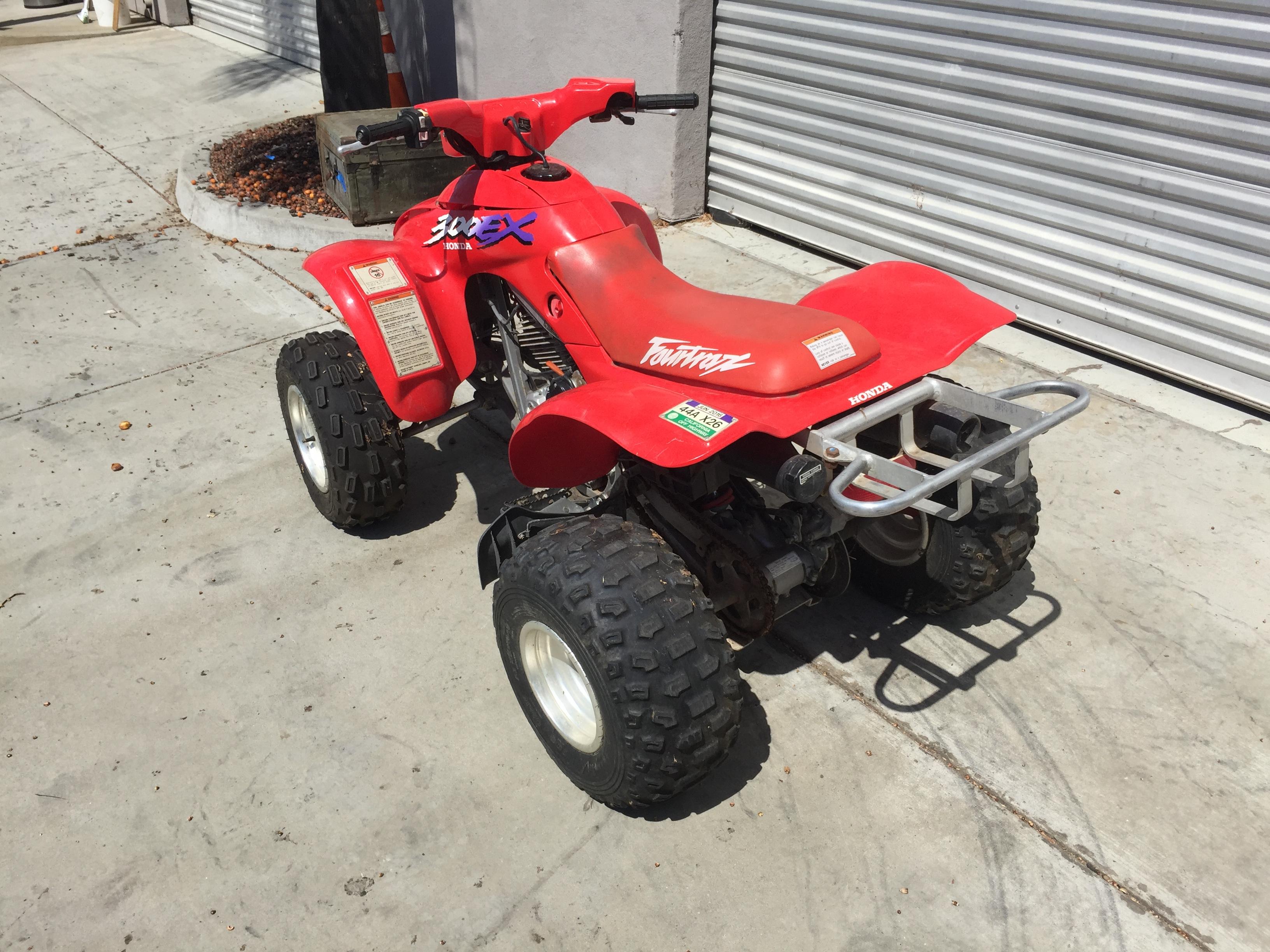 1995 Honda TRX300EX FourTrax ATV Motorcycle with Signed Title reg Good until 2020