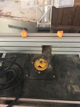 Central Machinery Router With Full Size Table