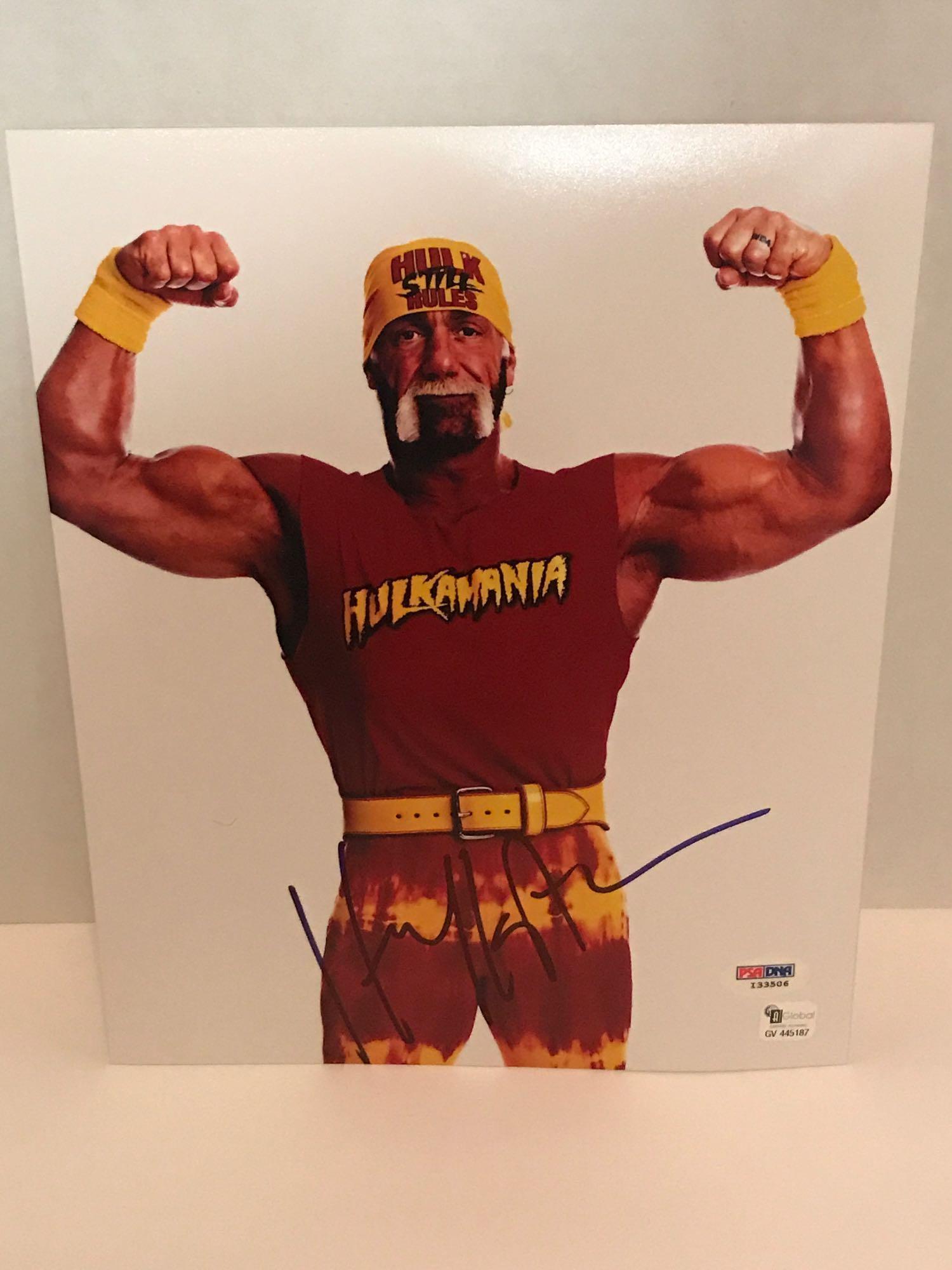 Signed Photo Hulk Hogan With COA