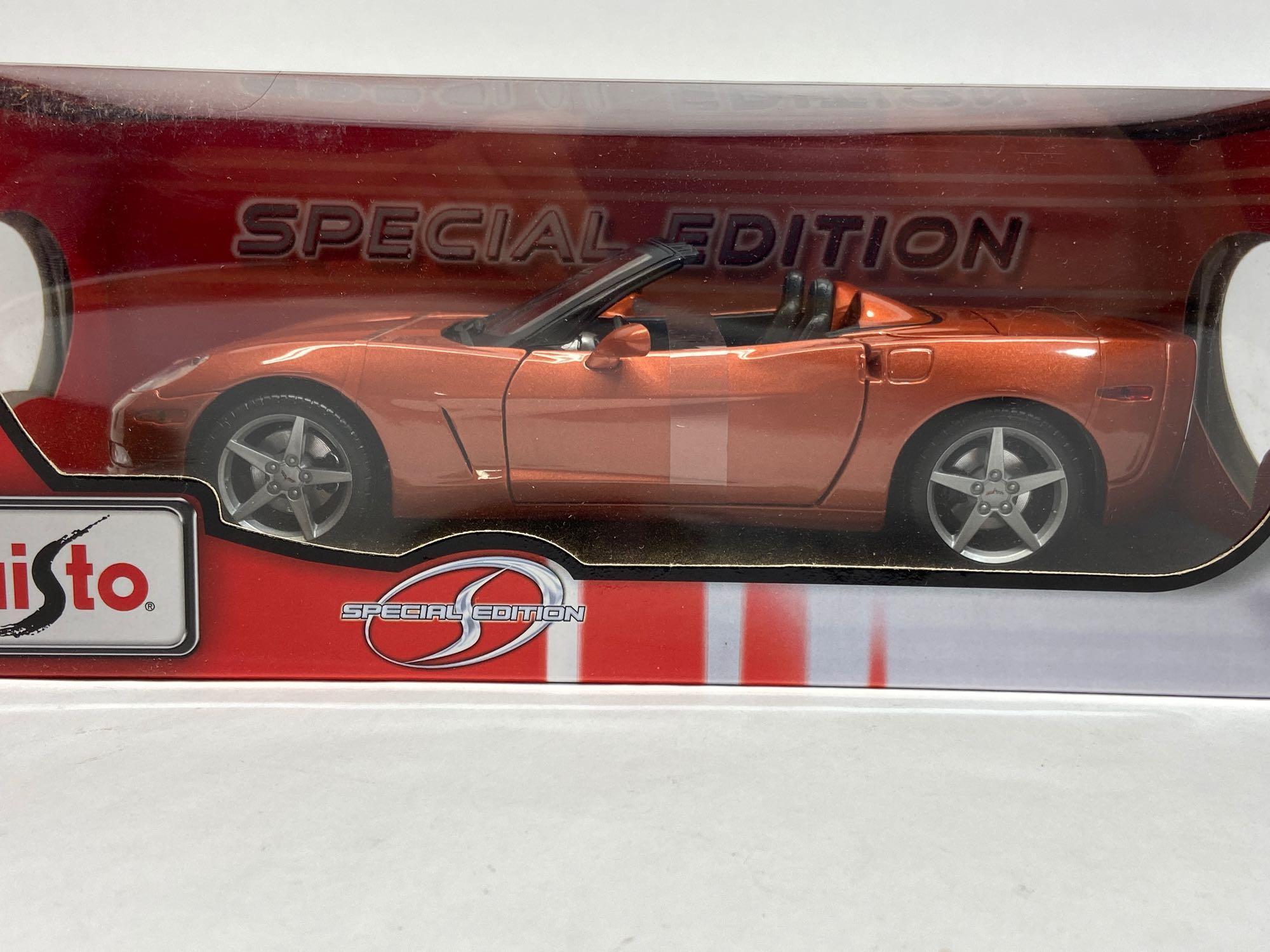 Maistro Special Edition 1:18 Scale Diecast Red 2005 Chevrolet Corvette, NIB