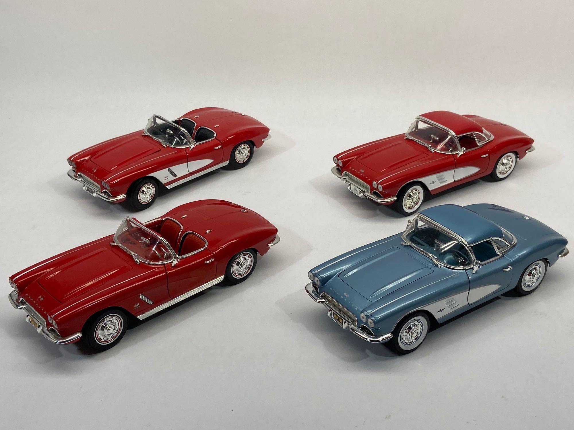 Ertl, Mira, 1:18 Scale Diecast 1953, 1961, 1962 Chevrolet Corvette Cars, 4 Units