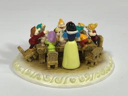 Snow White Time To Wash DC22 Limited Edition Sculpture 2001 Disney Showcase Collection