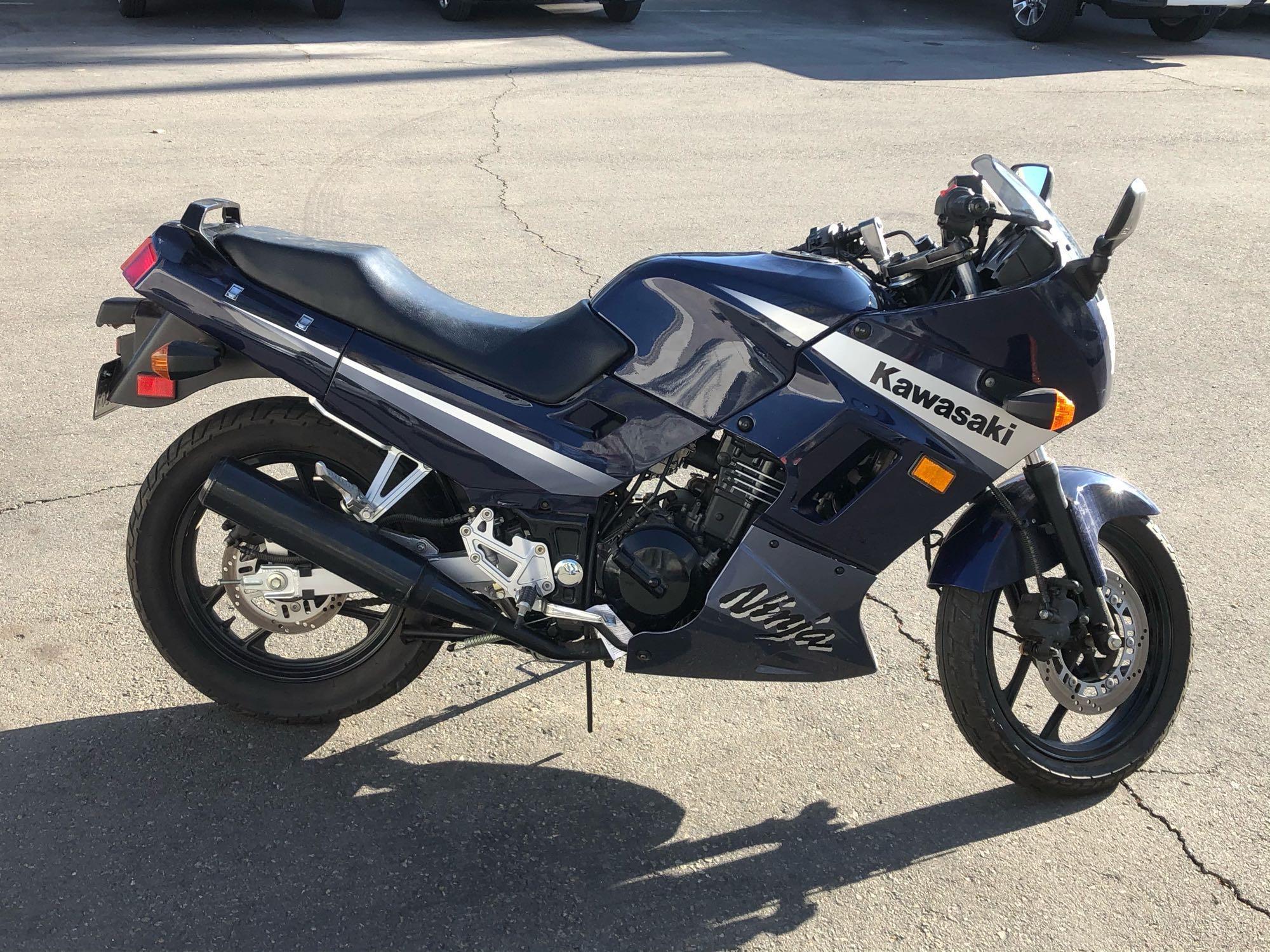 2004 Kawasaki Ninja 250 VIN JKAEXMF114DA00559