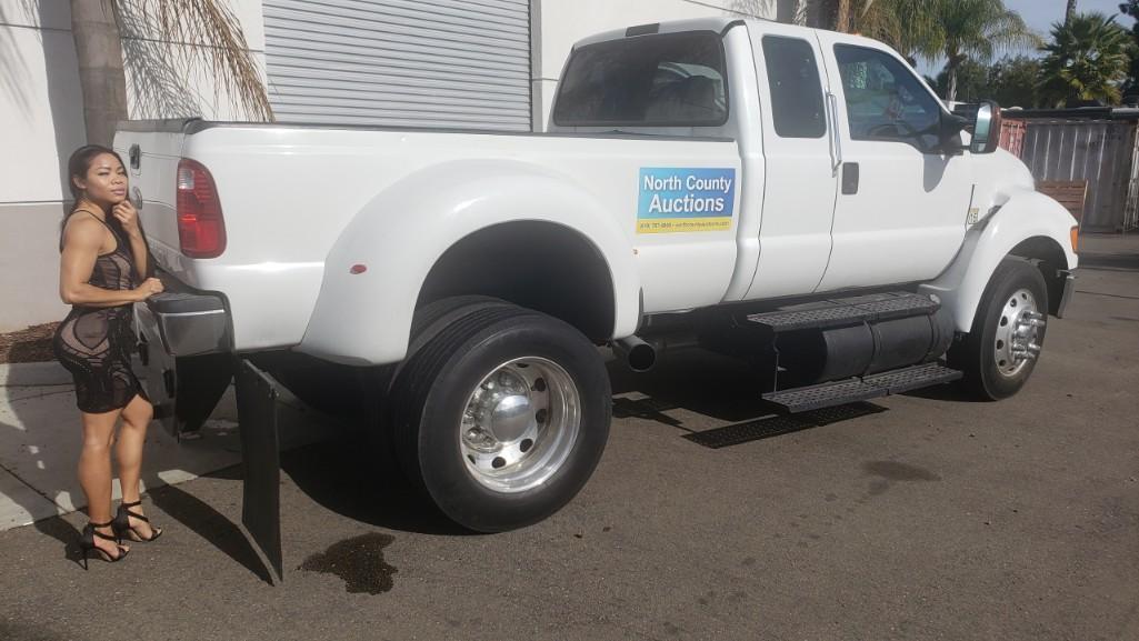 2006 Ford F750 Super Truck Extended Cab