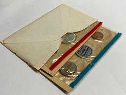 Collection of 13 United States Mint Uncirculated P & D Coin Sets 1970-1992 in Original Packaging