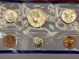 Collection of 10 United States Mint Uncirculated P & D Coin Sets 1978-1992 in Original Packaging