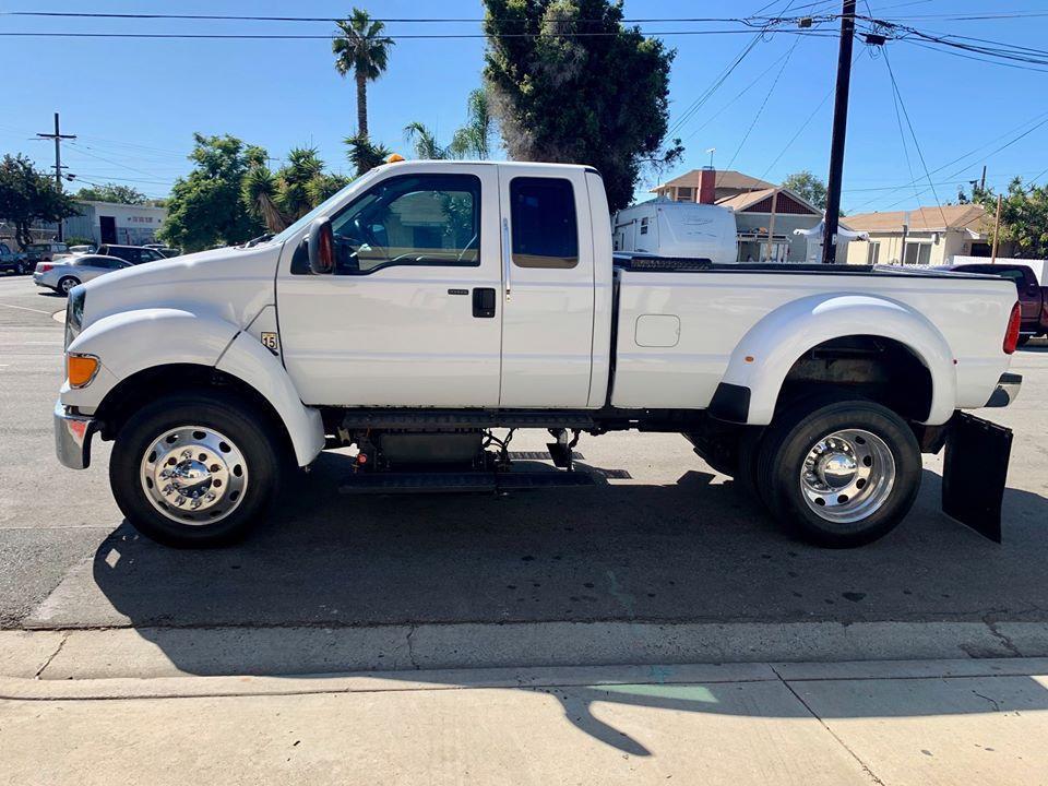 2006 Ford F750 Super Truck Extended Cab