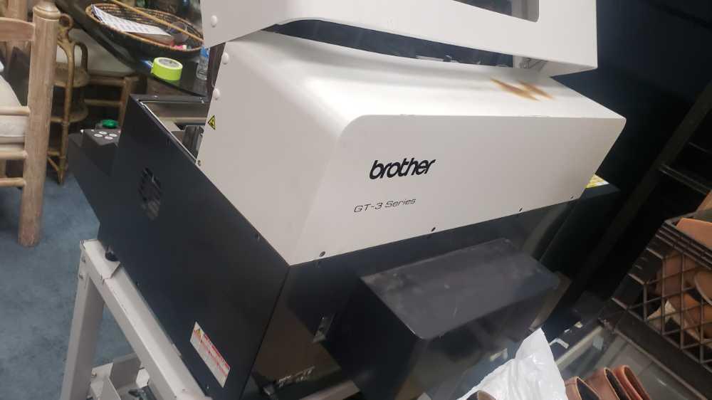 brother gt-381 series garment printer powers on see vid