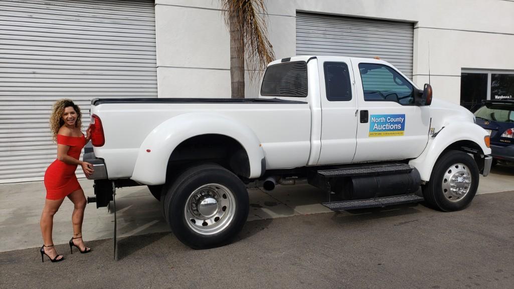 2006 Ford F750 Super Truck Extended Cab