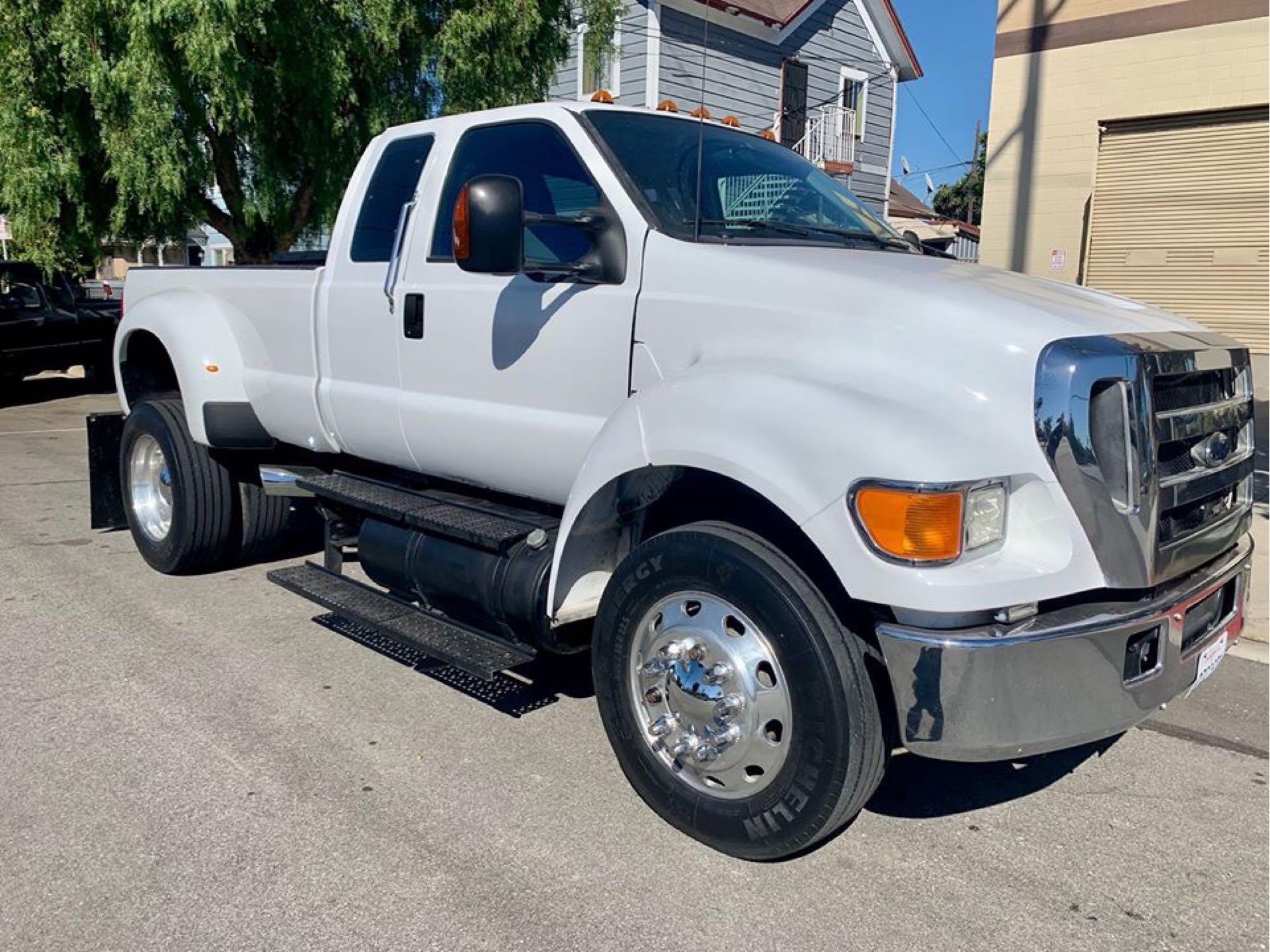 2006 Ford F750 Super Truck Extended Cab