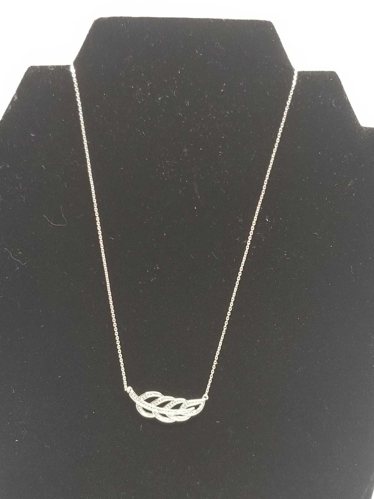 Single Diamond Leaf Ornate Necklace