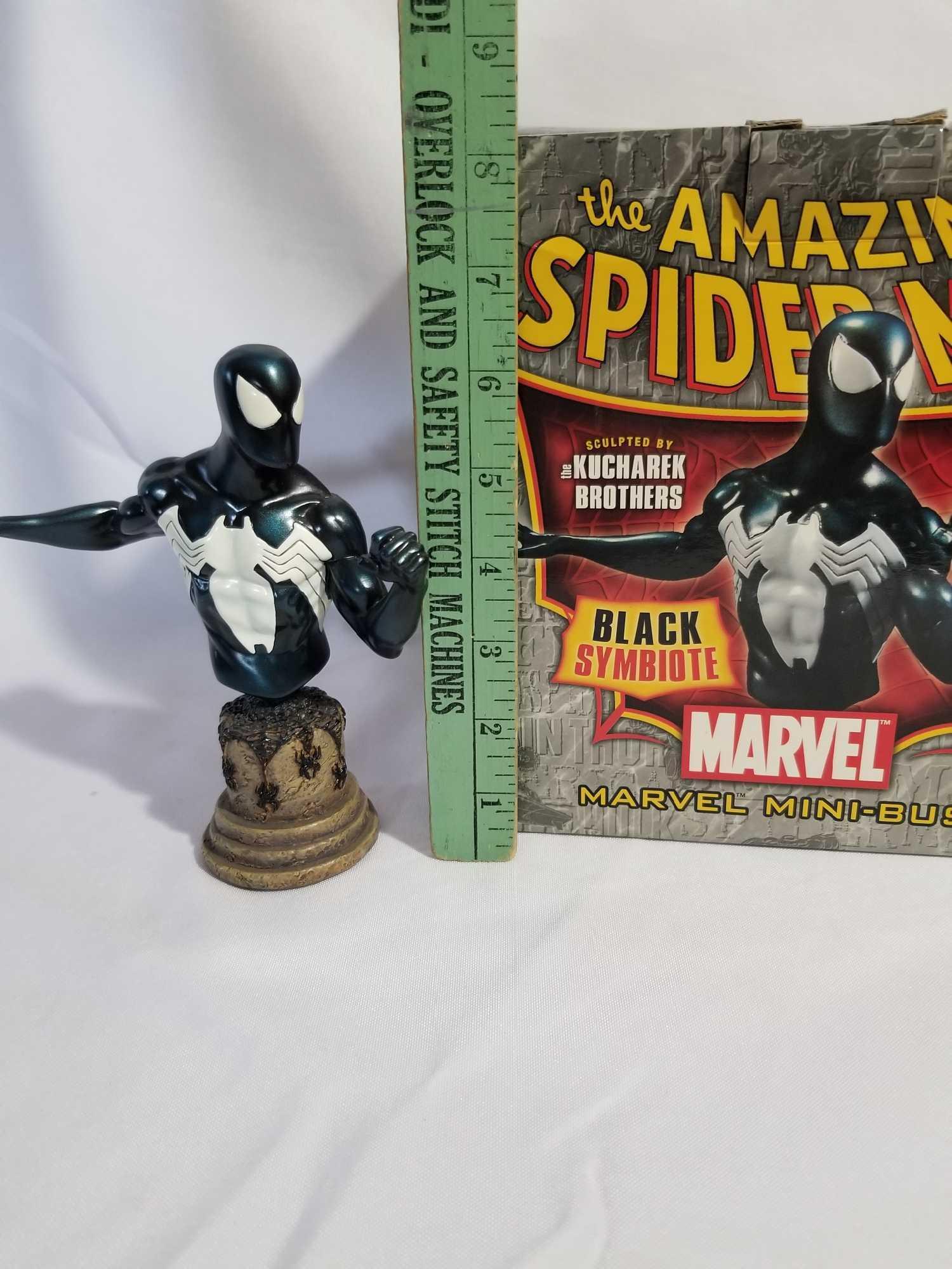 Marvel Bowen Designs Spiderman Black Symbiote Bust