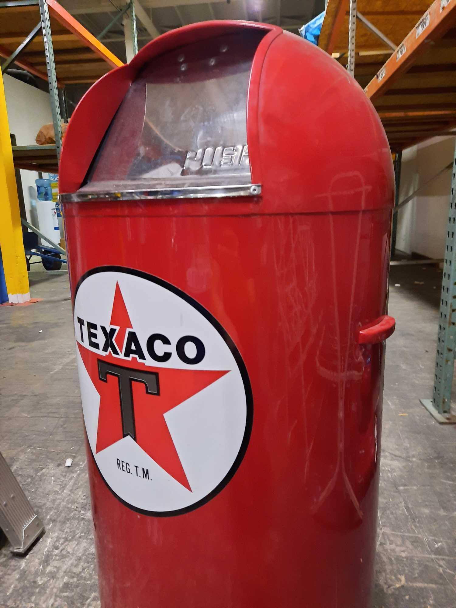 Texaco Trash Bin w/ Signed Can Ivan Iron Man Stewart 2010