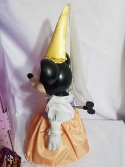 Disney Minnie Musical Porcelain Doll in Box