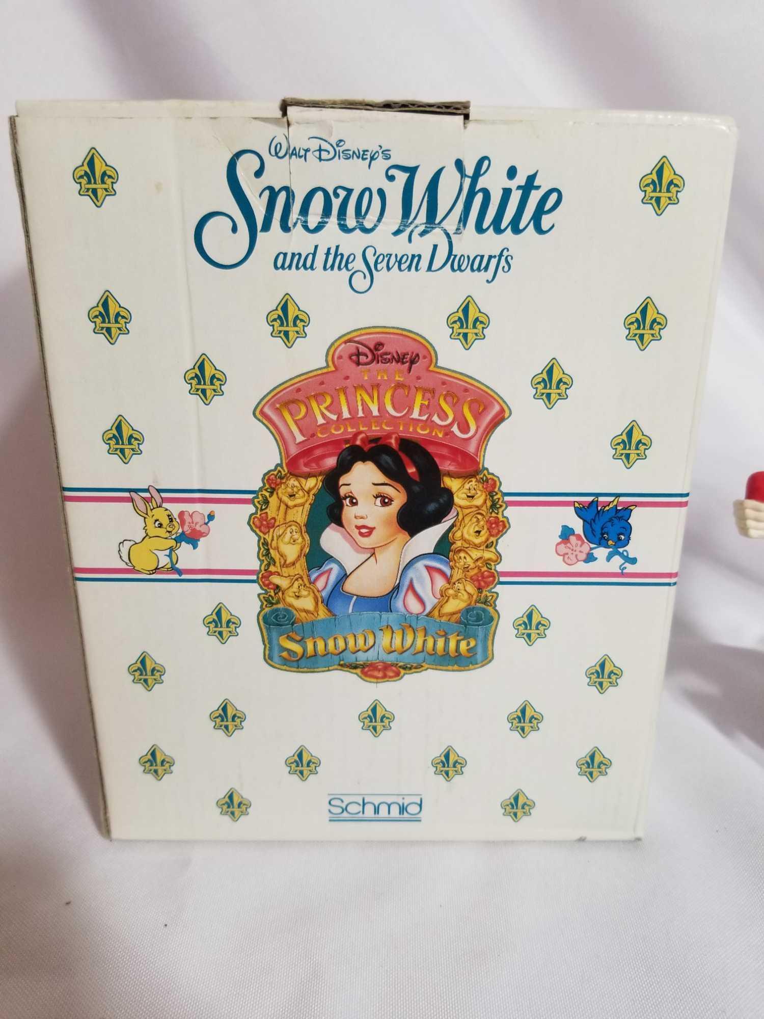 Disney Snow White Witch Hag Figure in Box