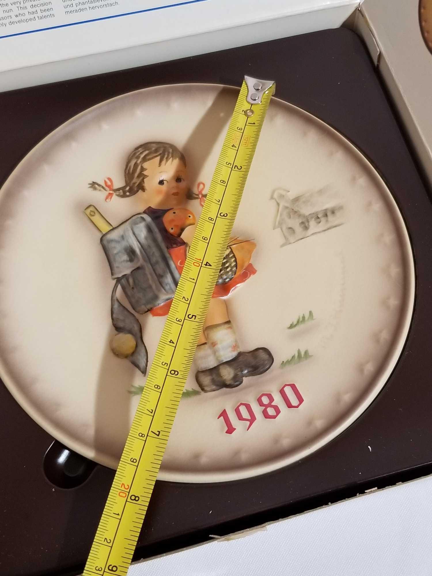 Hummel Goebel West Germany 1980 Plate in Box