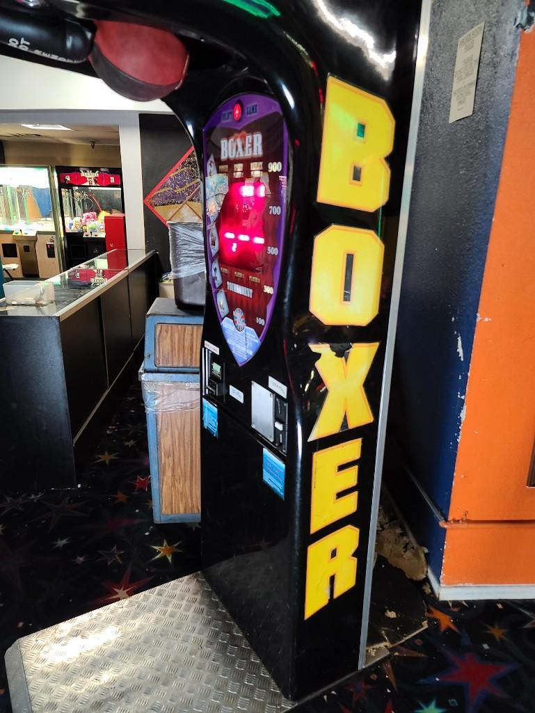 Dynamic Boxer Arcade Game by Kalkomat