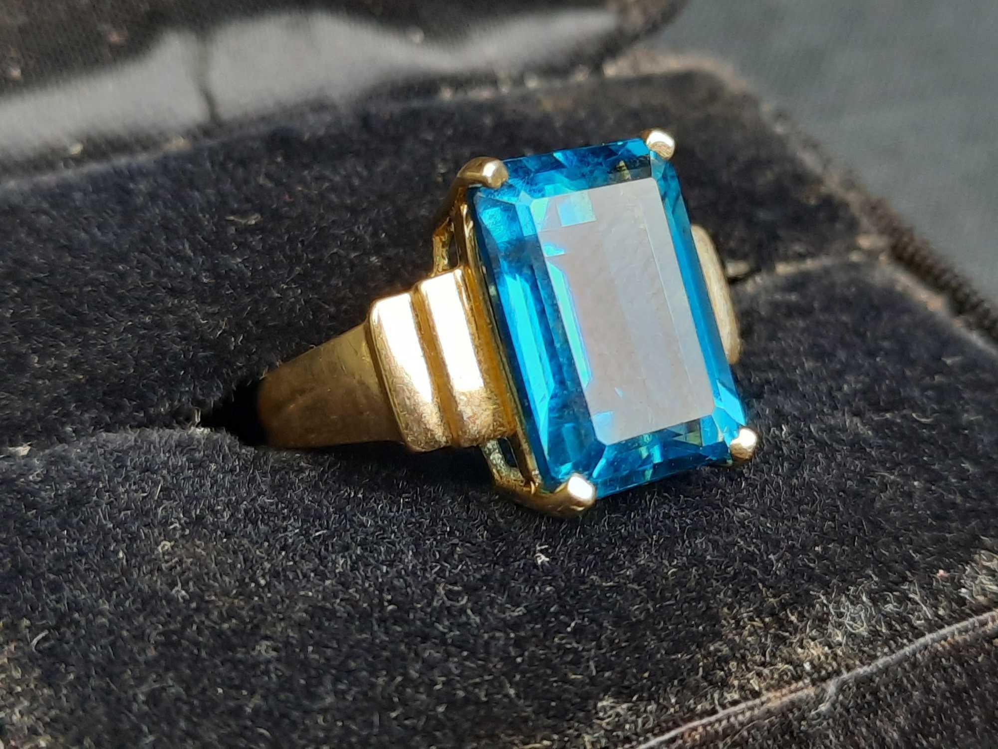 Womens 10K Gold & Sapphire Ring Size 7