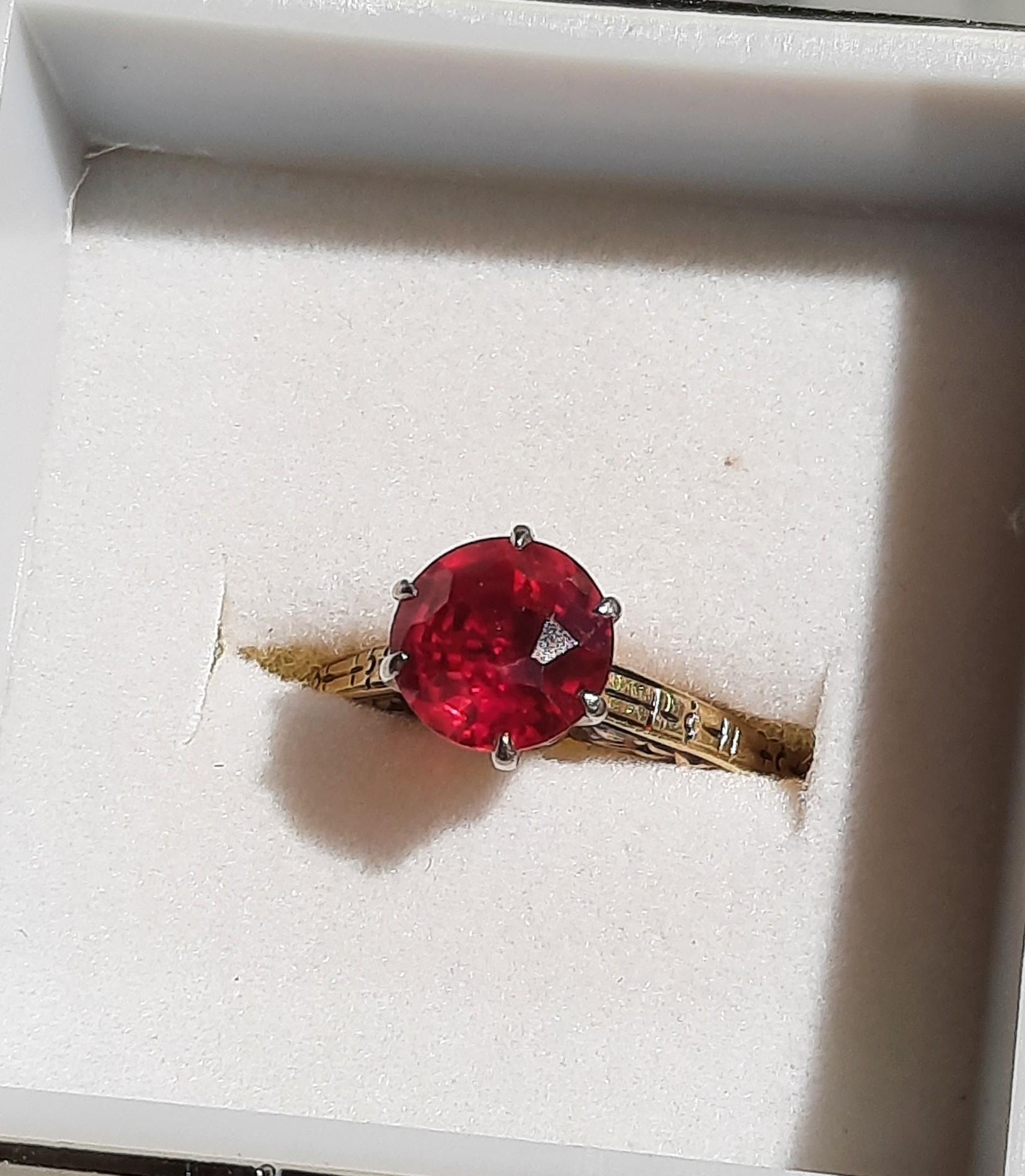 Antique Yellow Gold 14kt Ladies Ring Large 2+ct Natural Glowing Red AAA Top Ruby