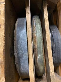 Crate of Grinding wheels x5 units
