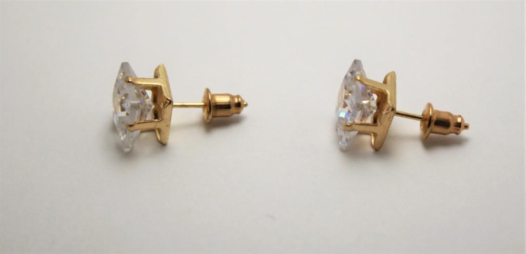 Cubic Zirconia Fiery Gem Stone Earrings Gold Plated