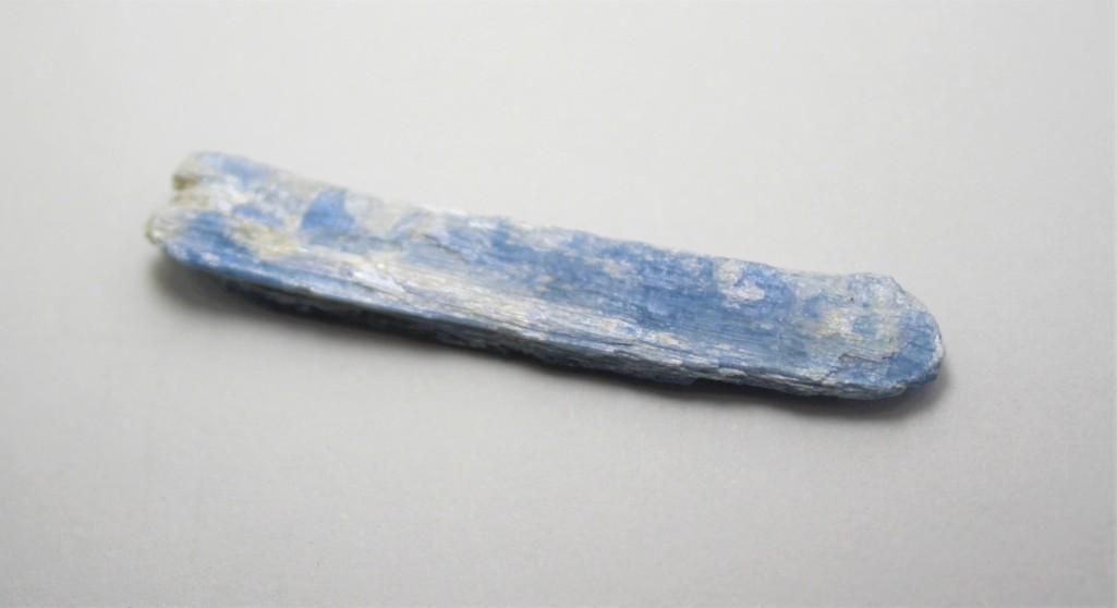 33.50ct Natural Mined Rough Kyanite Stones Uncut