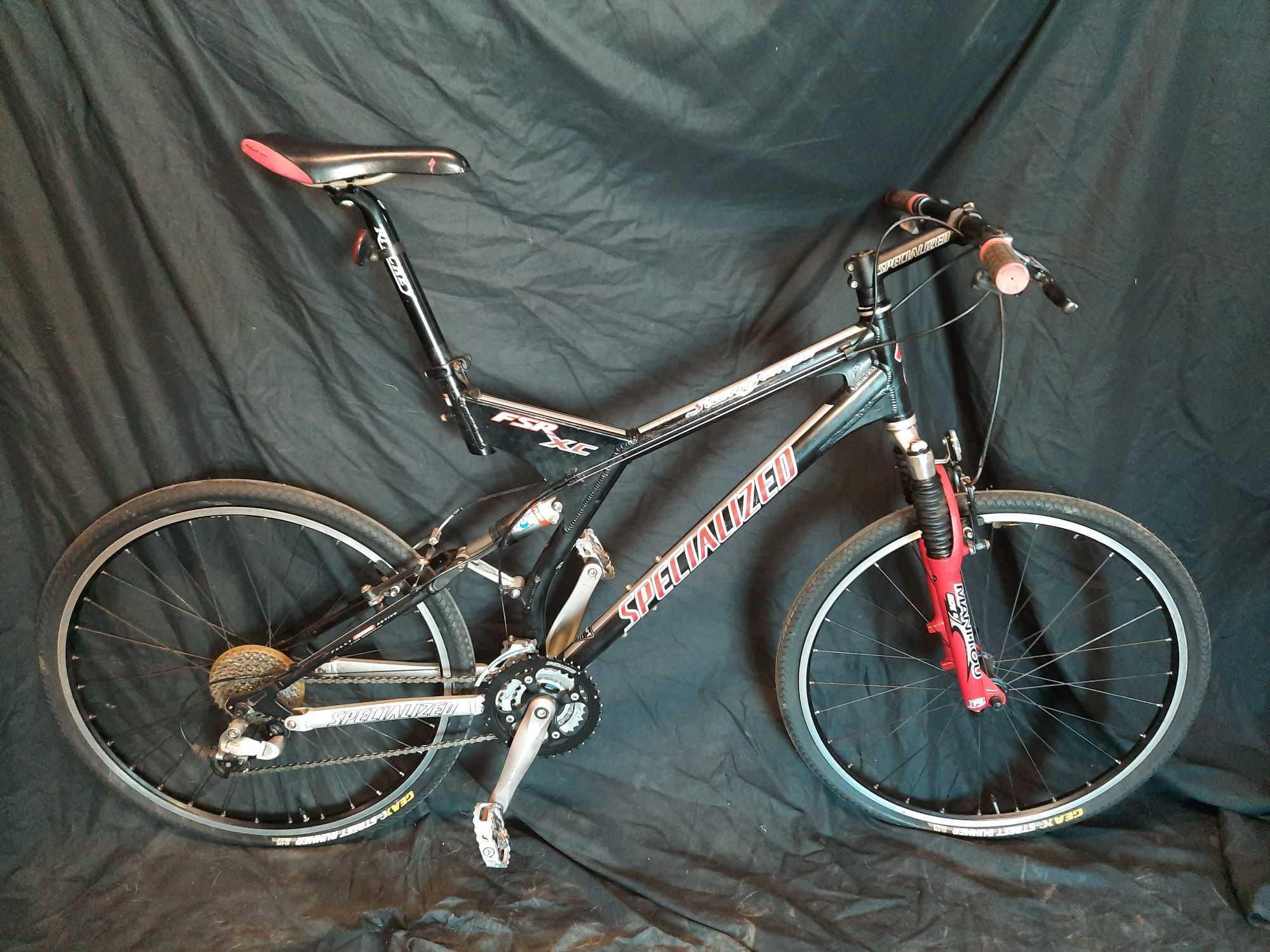 Specialized Stump Jumper FRS XC Mountain Bike w/ Manitou & Fox Racing Shocks,Street Runner Tires