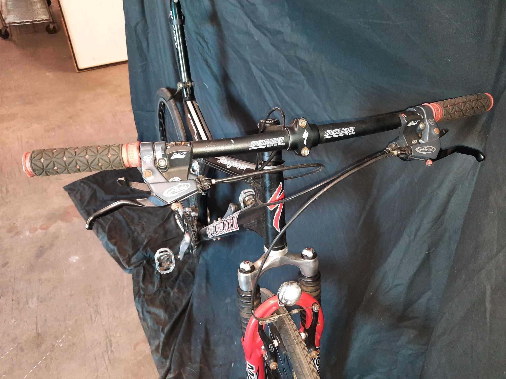 Specialized Stump Jumper FRS XC Mountain Bike w/ Manitou & Fox Racing Shocks,Street Runner Tires