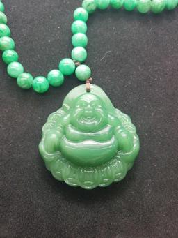 Jade necklace with Buddha pendant