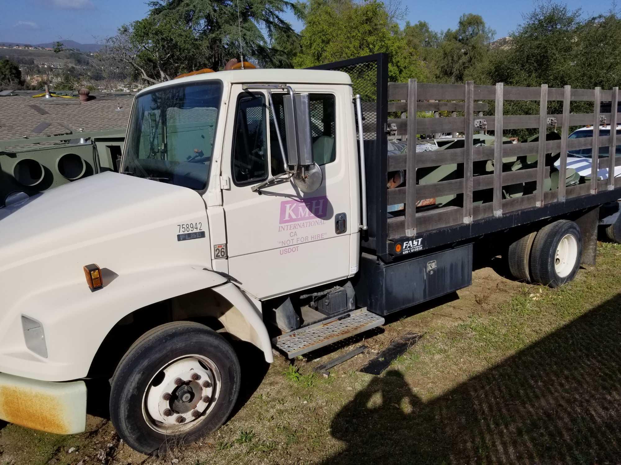 2000 Freightliner FL60 Flatbed Truck