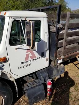 1998 International 4700 Flatbed Truck DT 466