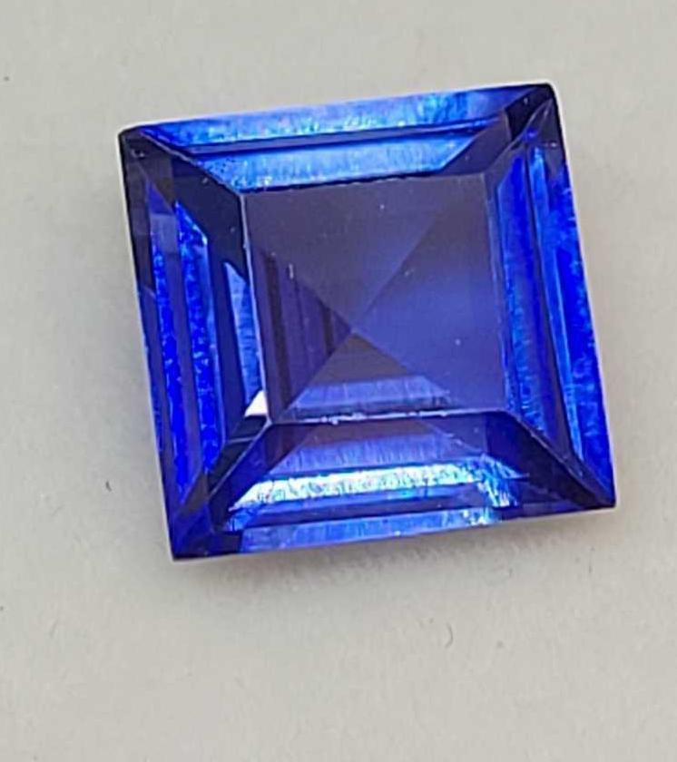 Blue Sapphire 4.32ct square cut Gemstone