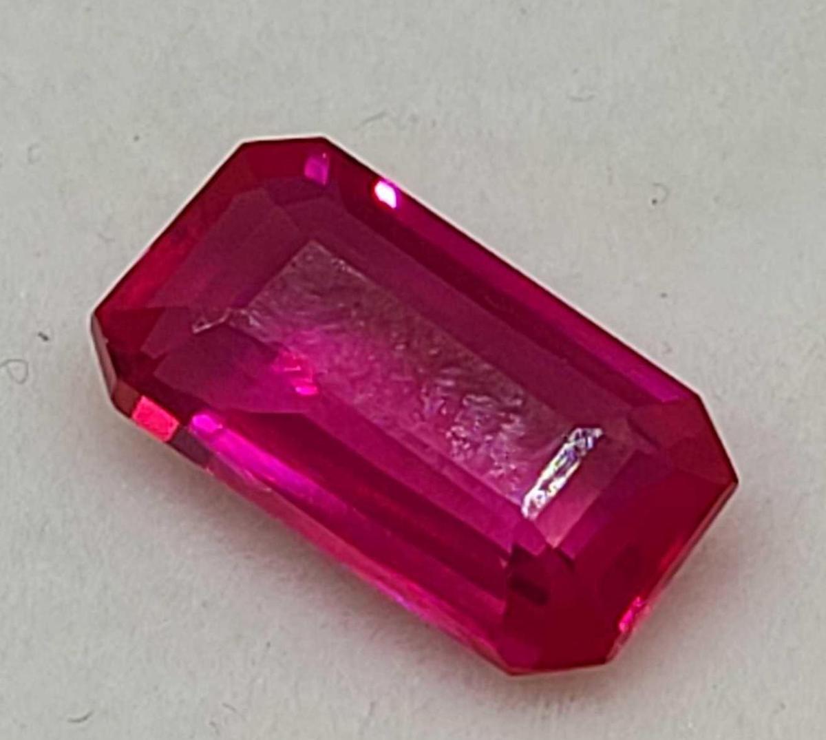 Red emerald cut Ruby 3.44ct