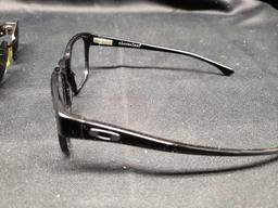 Gianni Versace made in Italy Sunglasses. Sample frames Cloverleaf