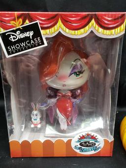 Disney Showcase The World of Miss Mindy. Mattel 1986 Superhero bank Vinyl