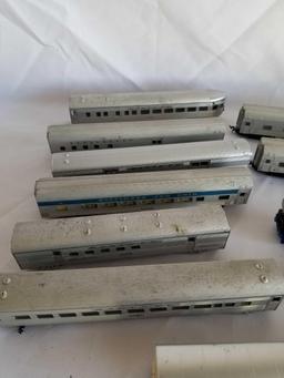 Vintage Ho Scale Train Cars 11 Units
