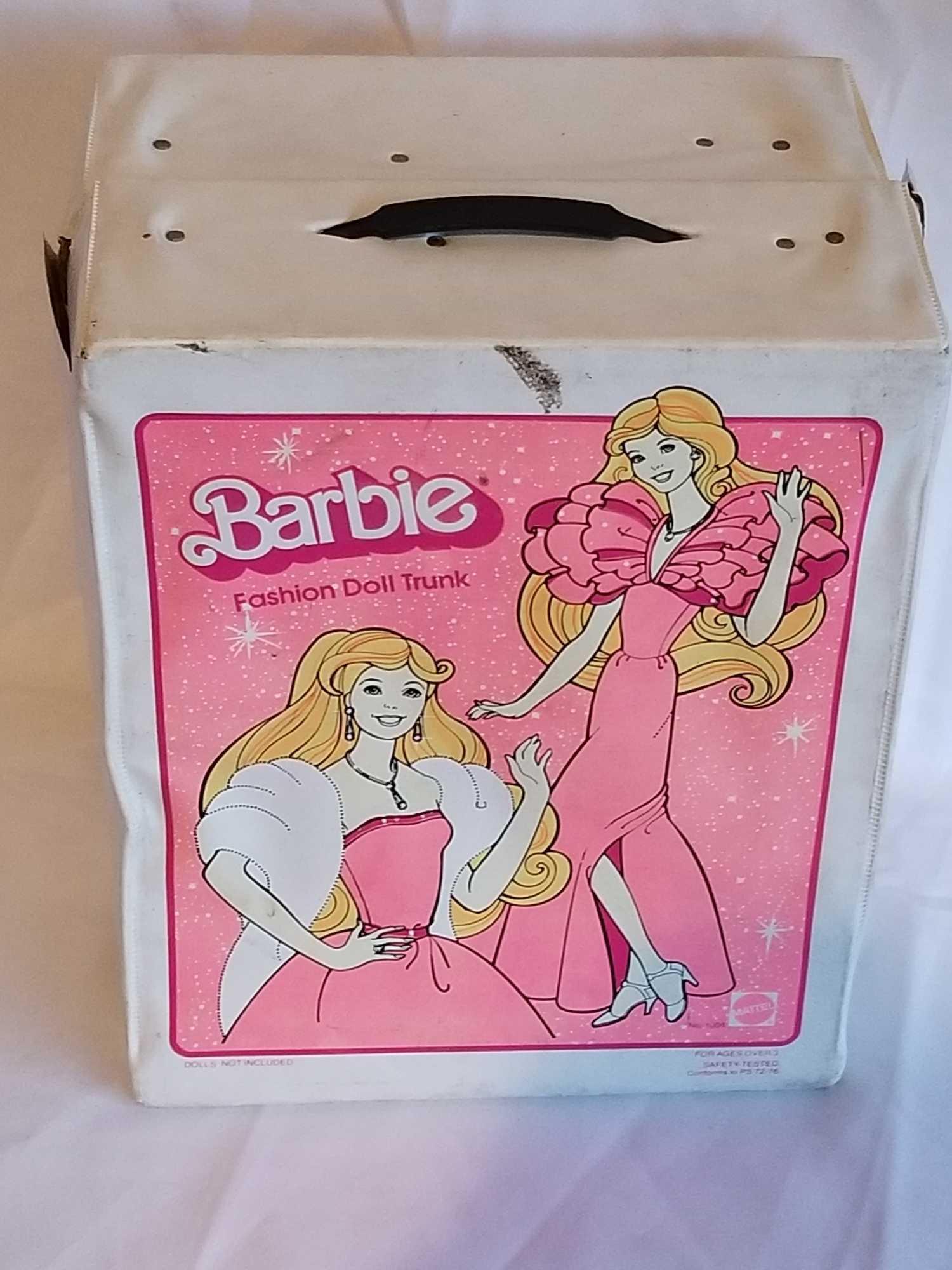 1982 Barbie Fashion Doll Trunk