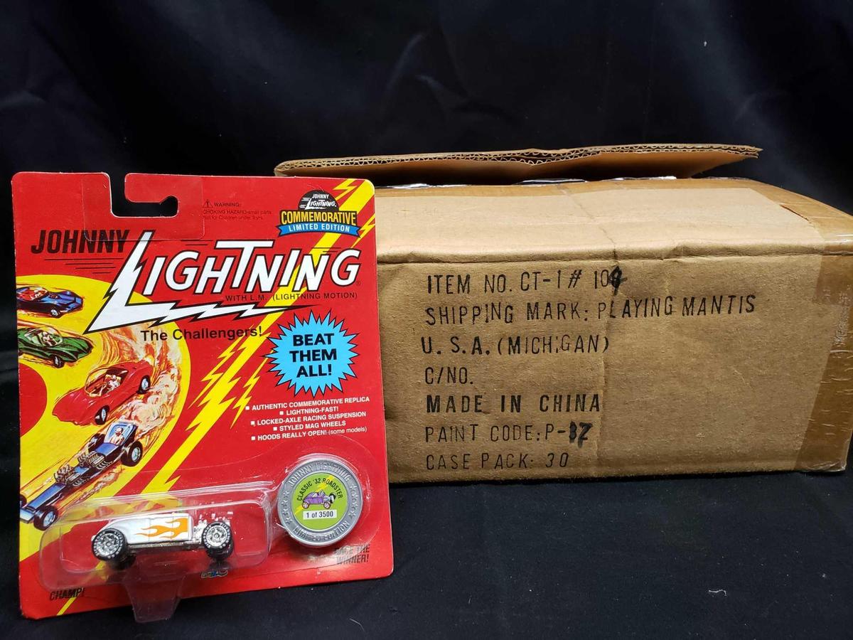 Johnny Lightning with Lightning Motion. Praying Mantis. Full case